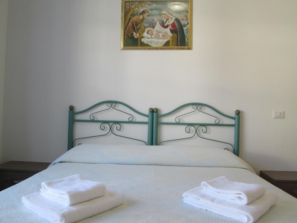 Ferienwohnung Mira Amalfi Agerola Zimmer foto